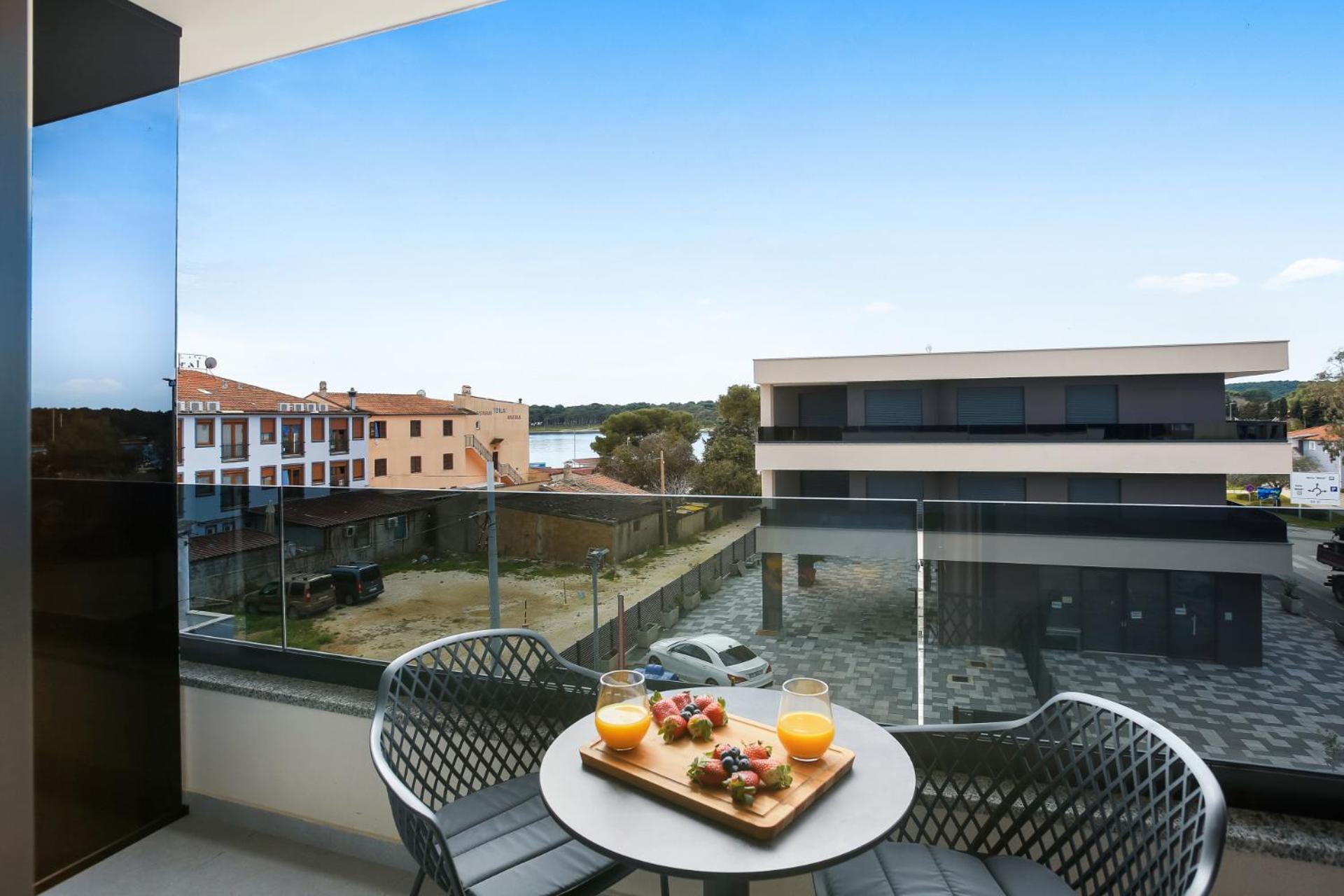 Fly Rooms Medulin - 50M From The Beach - New 2024 Chambre photo
